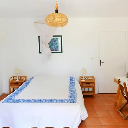 Villa Villa De 5 Chambres A Pianottoli Caldarello A 300 M De La Plage Avec Piscine Privee Jardin Clos Et Wifi *